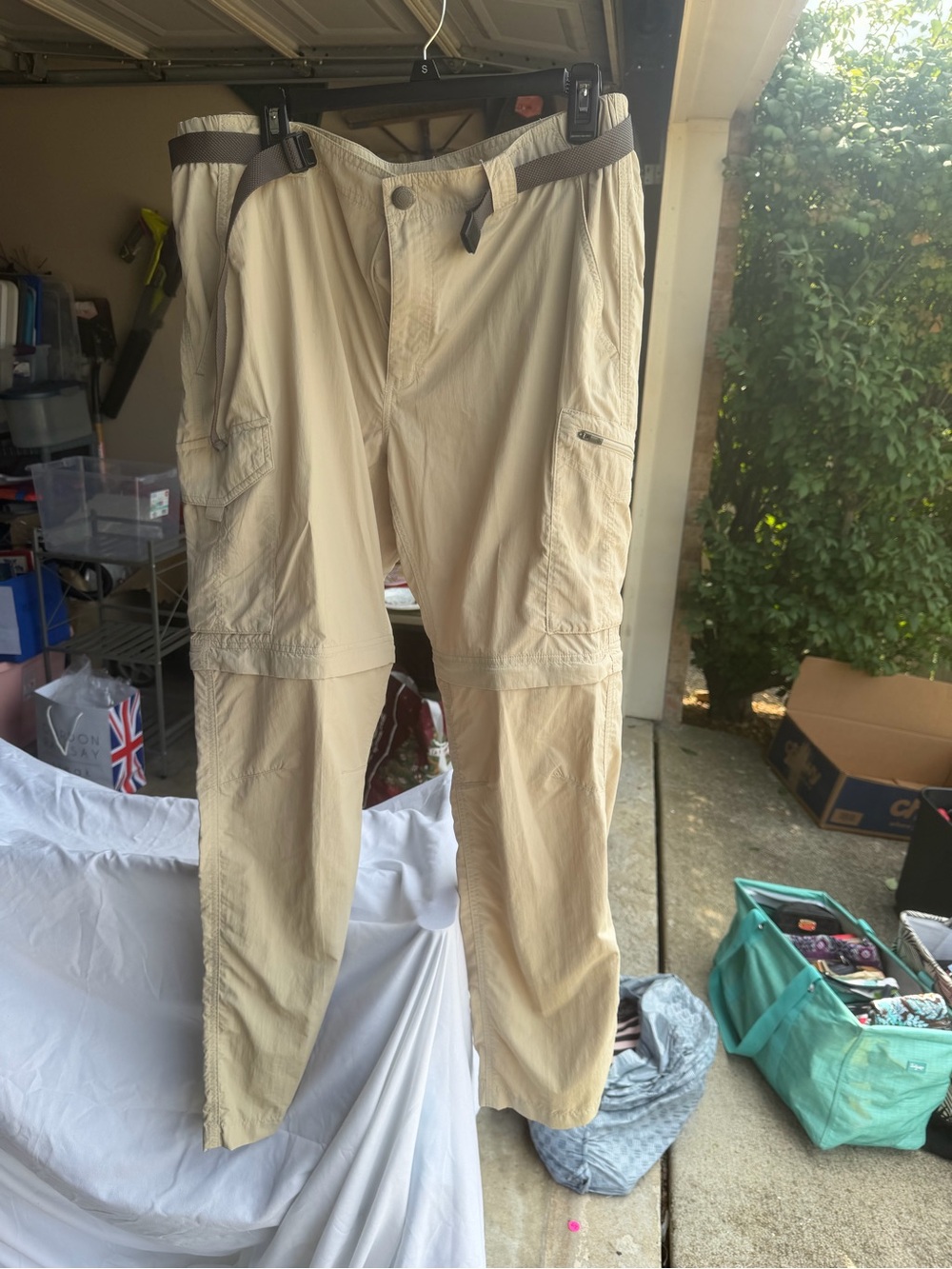 Columbia Men's Khaki Convertible Cargo Pants